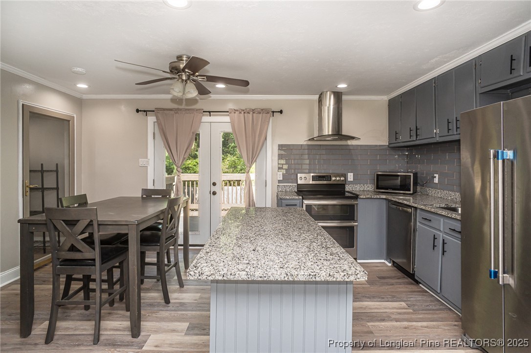 943 Louise Circle
