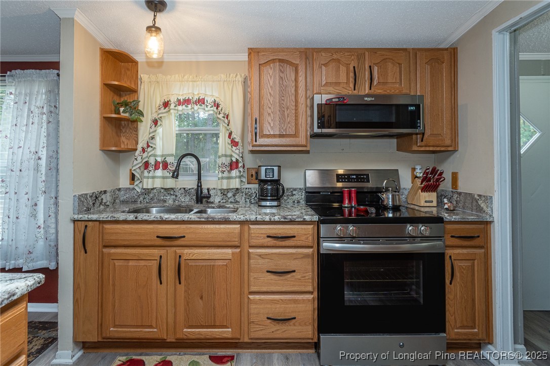 709 Mackay Court