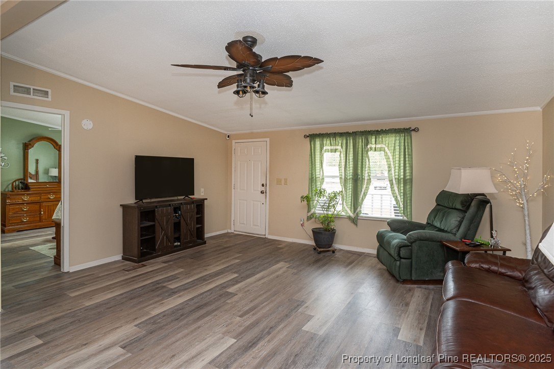 709 Mackay Court