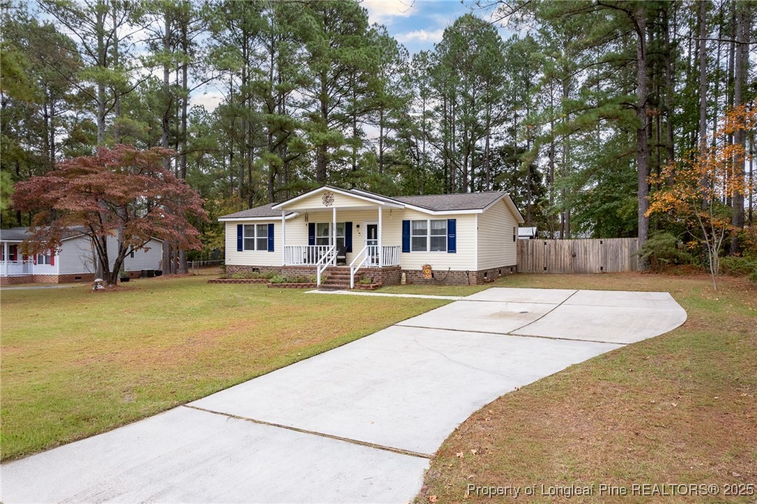 709 Mackay Court
