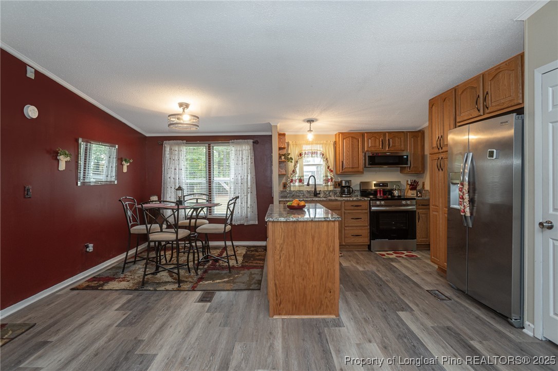 709 Mackay Court