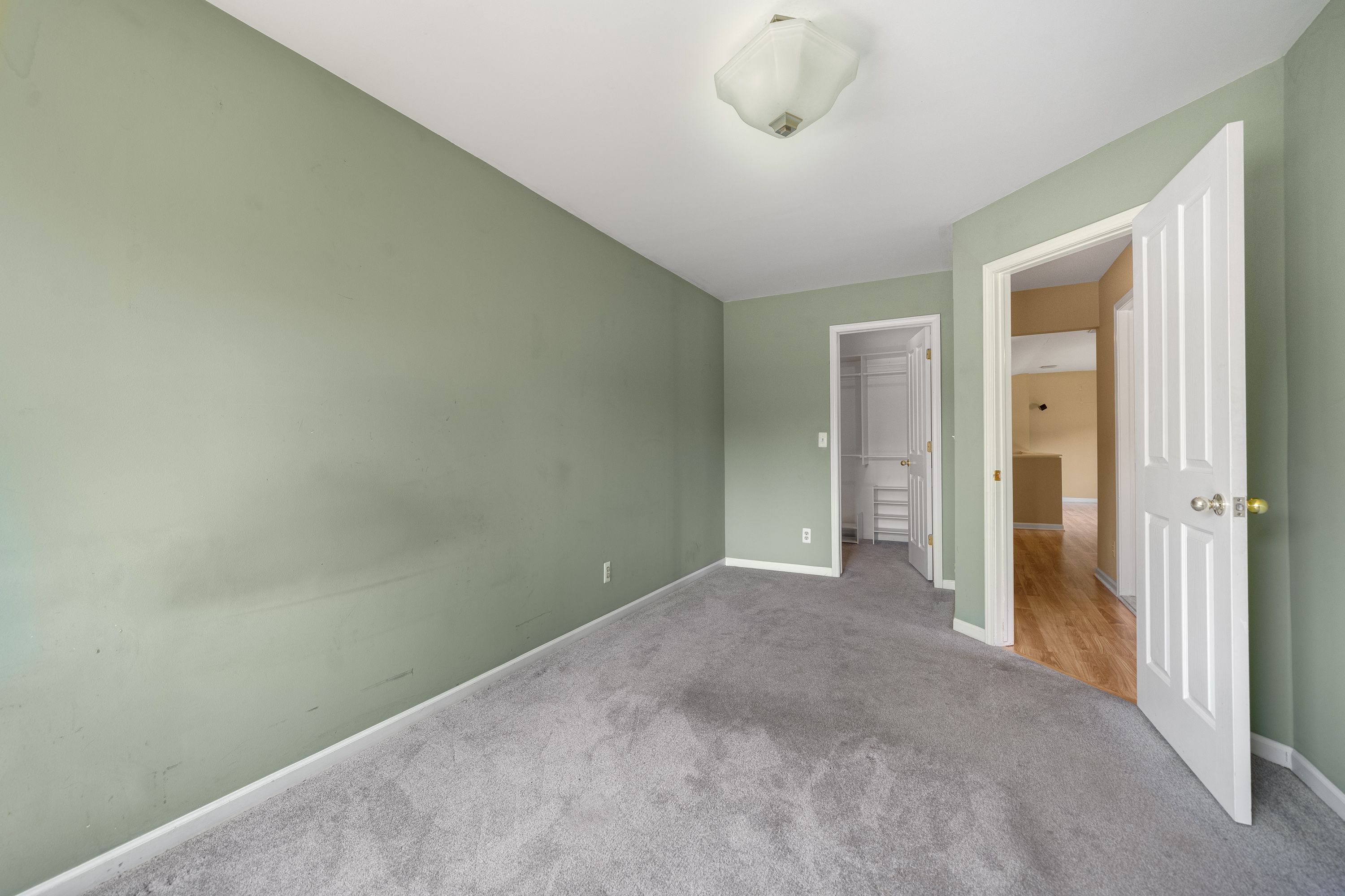 490 RIVER RIDGE Drive