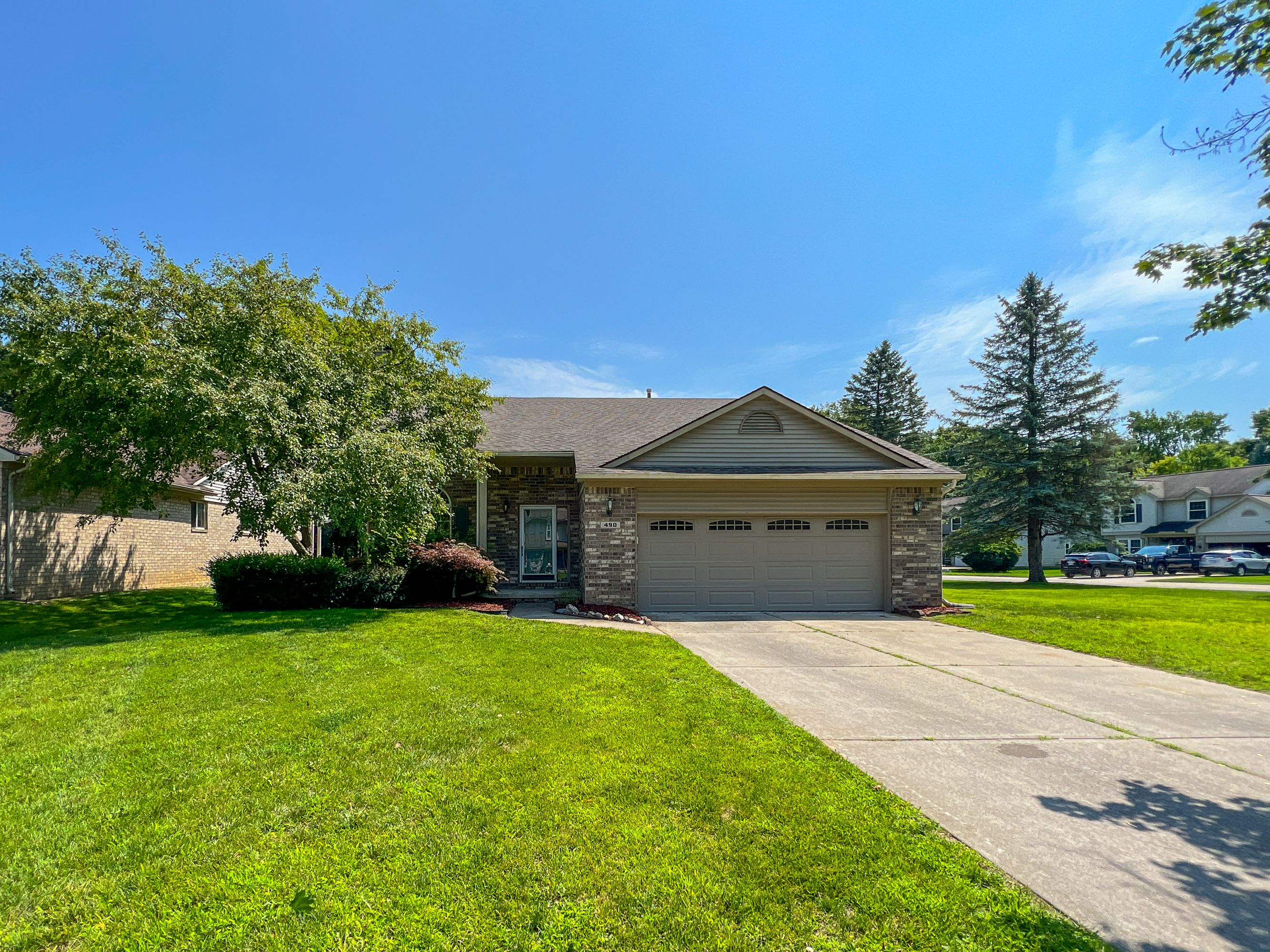 490 RIVER RIDGE Drive