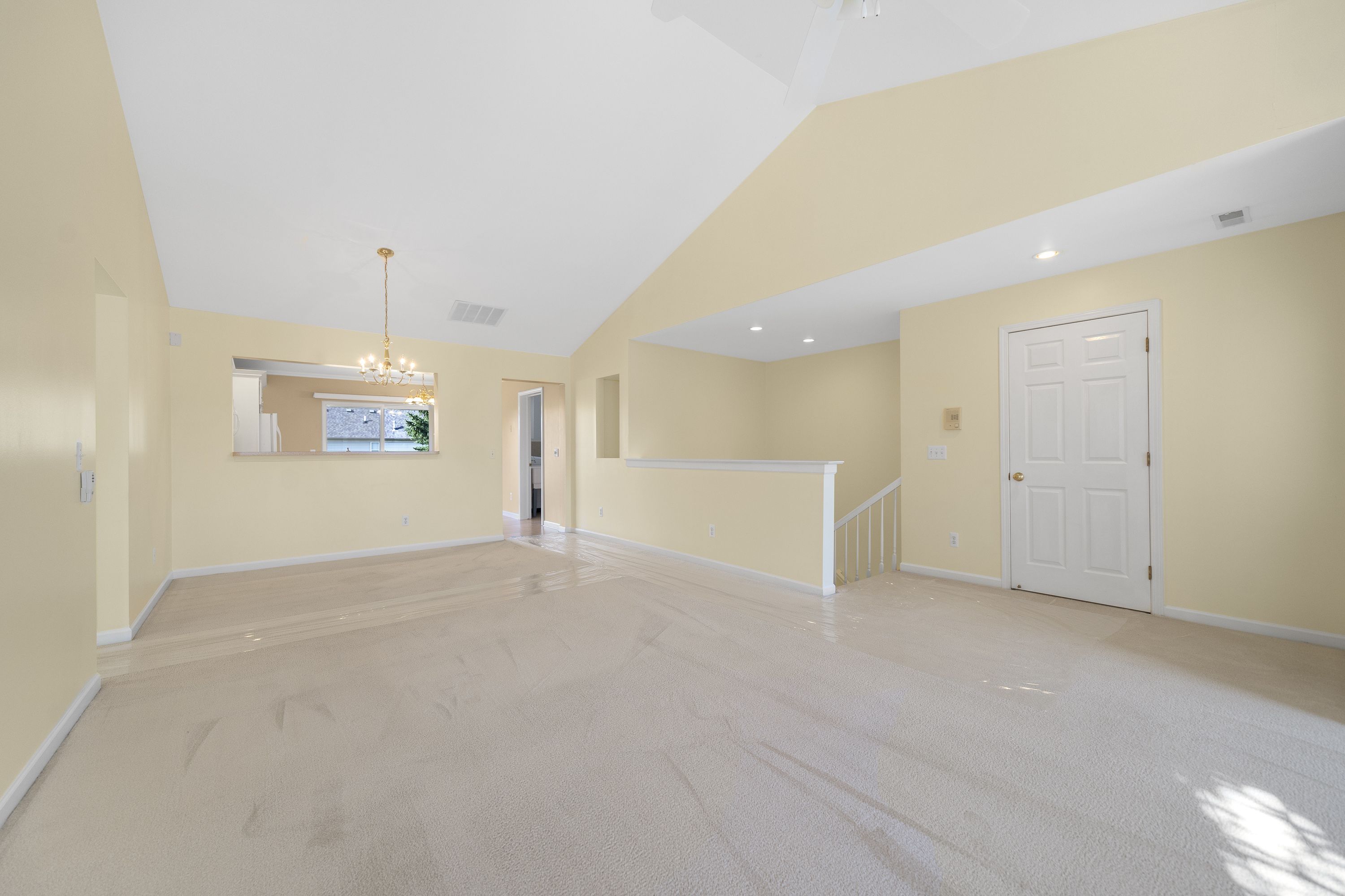 15143 HIDDEN POINTE Circle