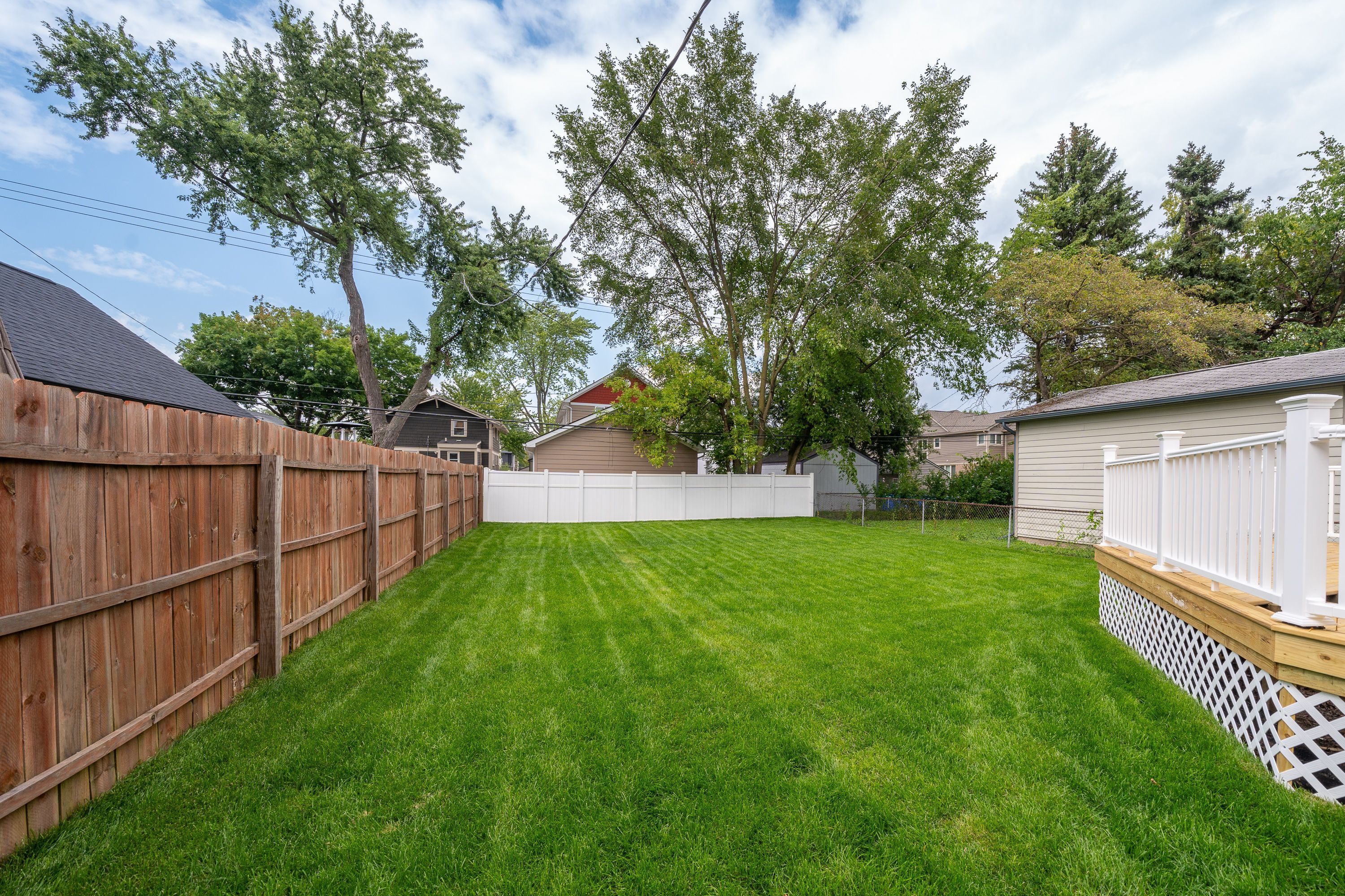 1335 BENNAVILLE Avenue