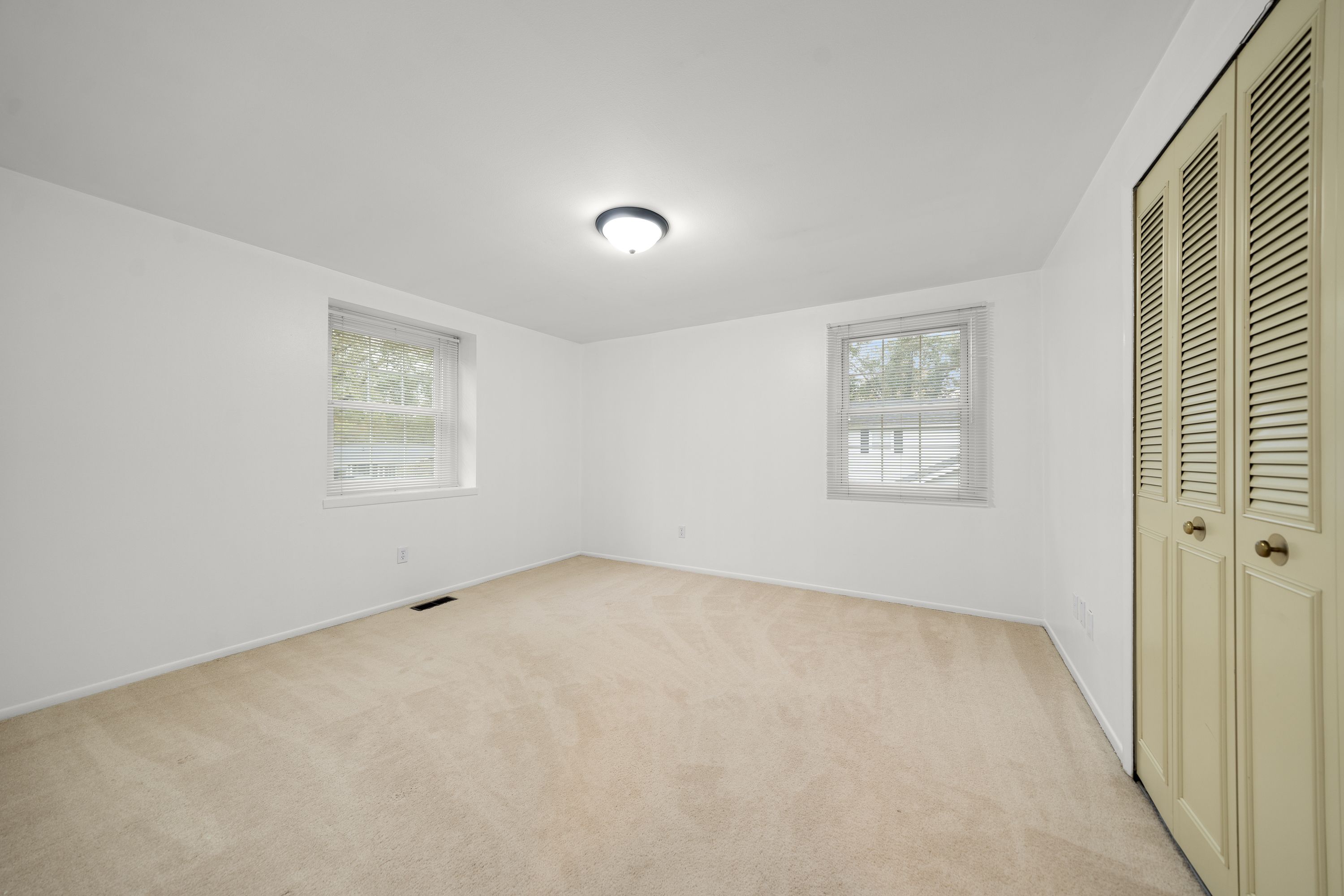 2397 WALTHAM Drive