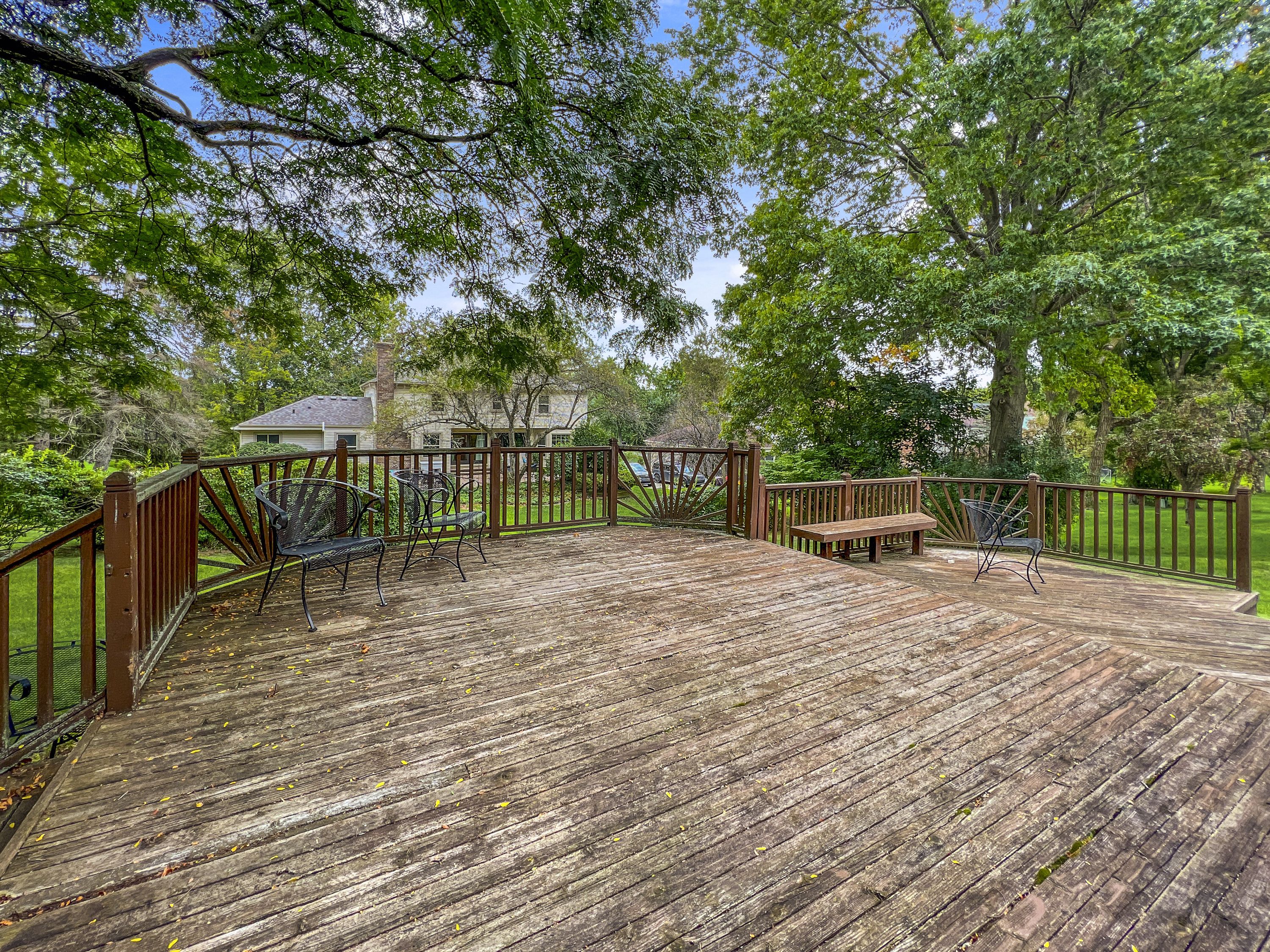 4311 APPLE VALLEY Lane