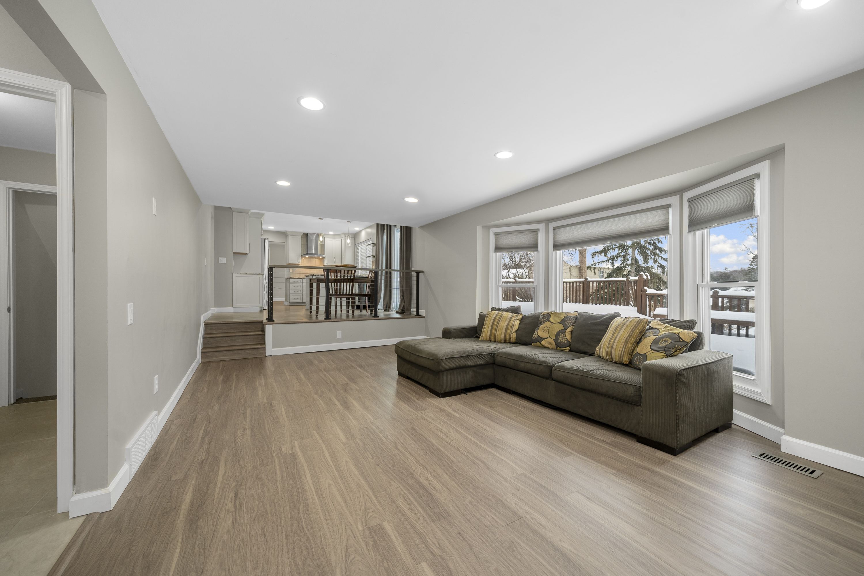 4311 APPLE VALLEY Lane
