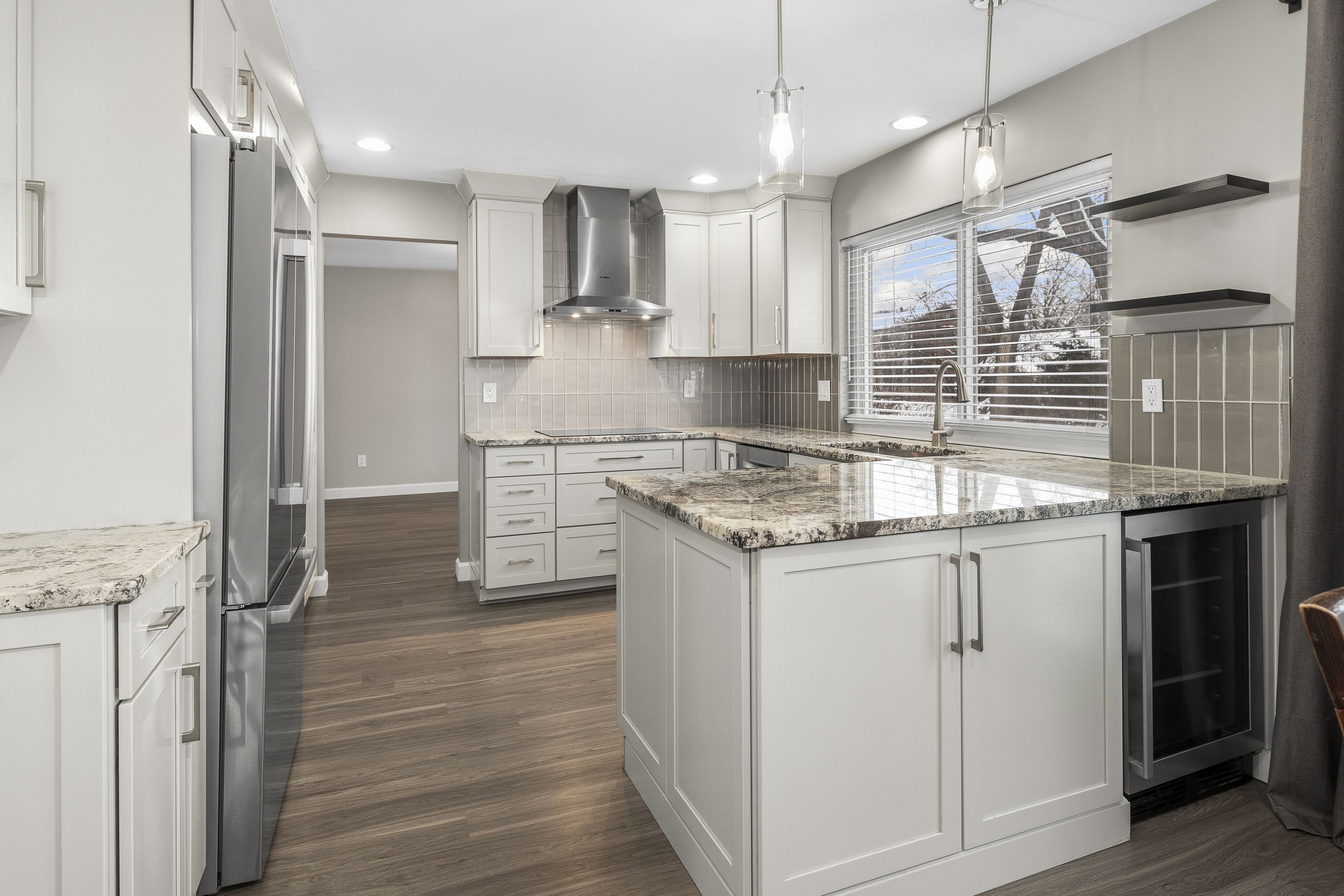 4311 APPLE VALLEY Lane