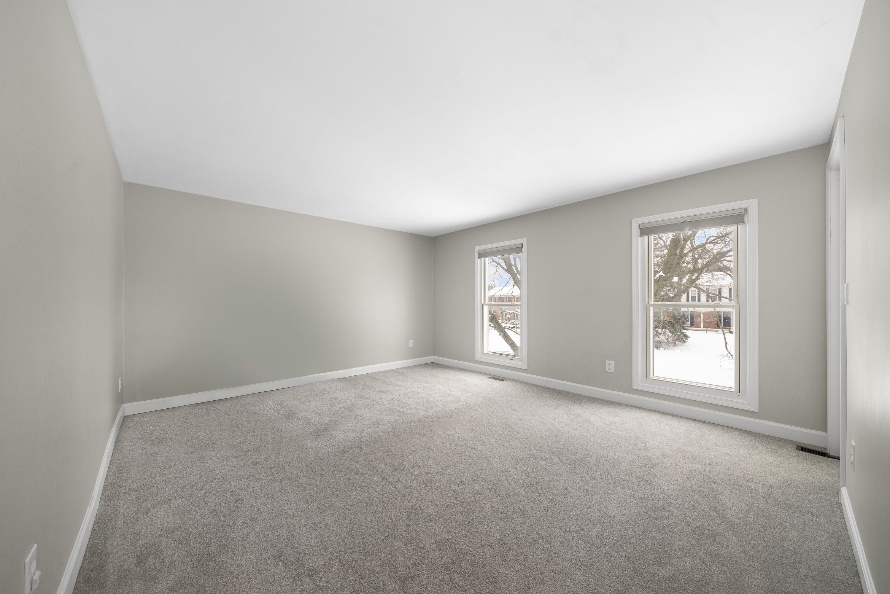 4311 APPLE VALLEY Lane