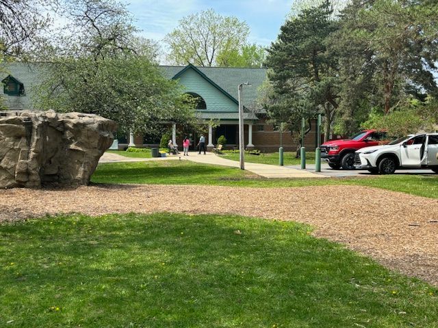 6867 KILLARNEY Drive