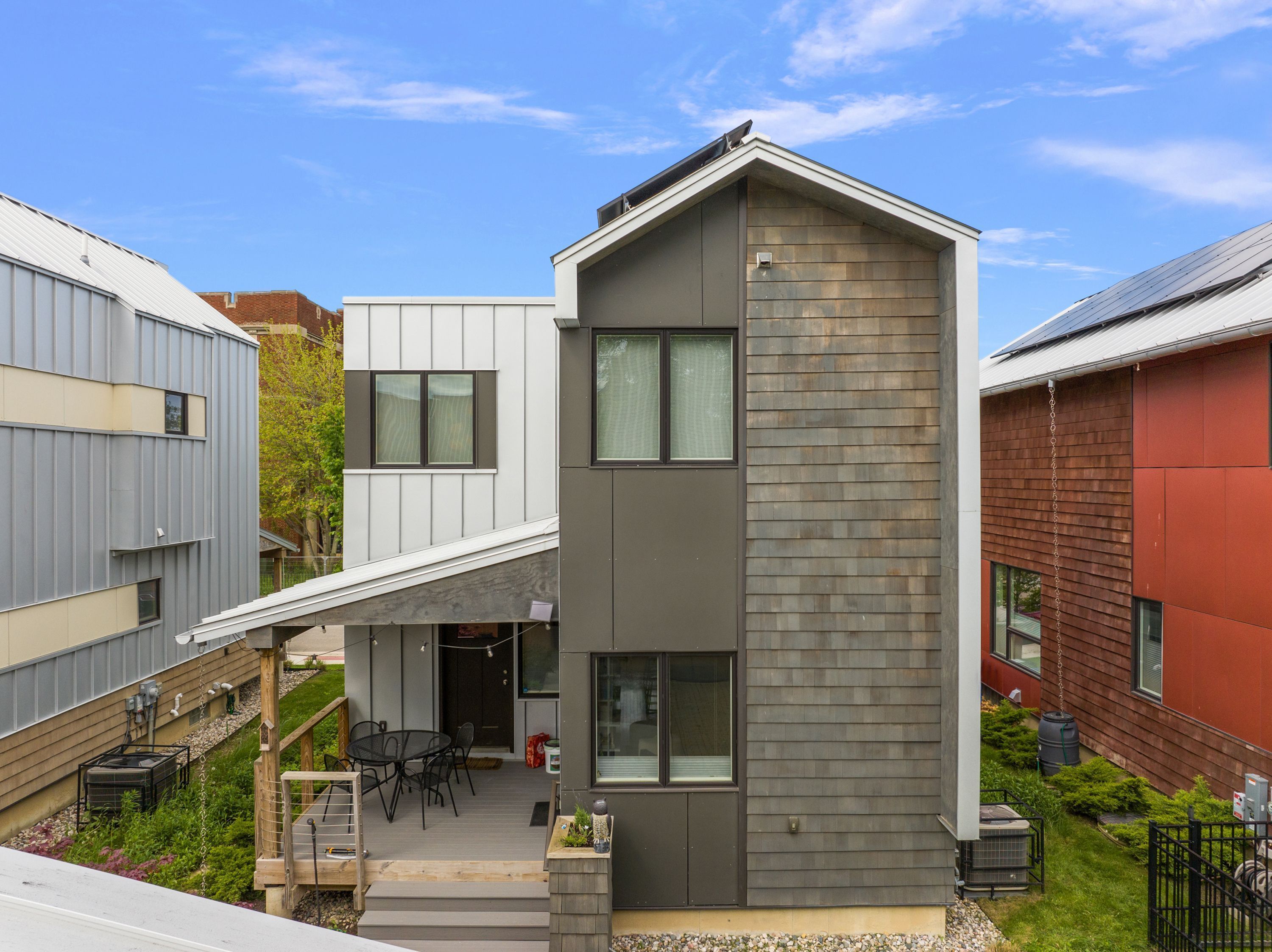 3940 4TH Street