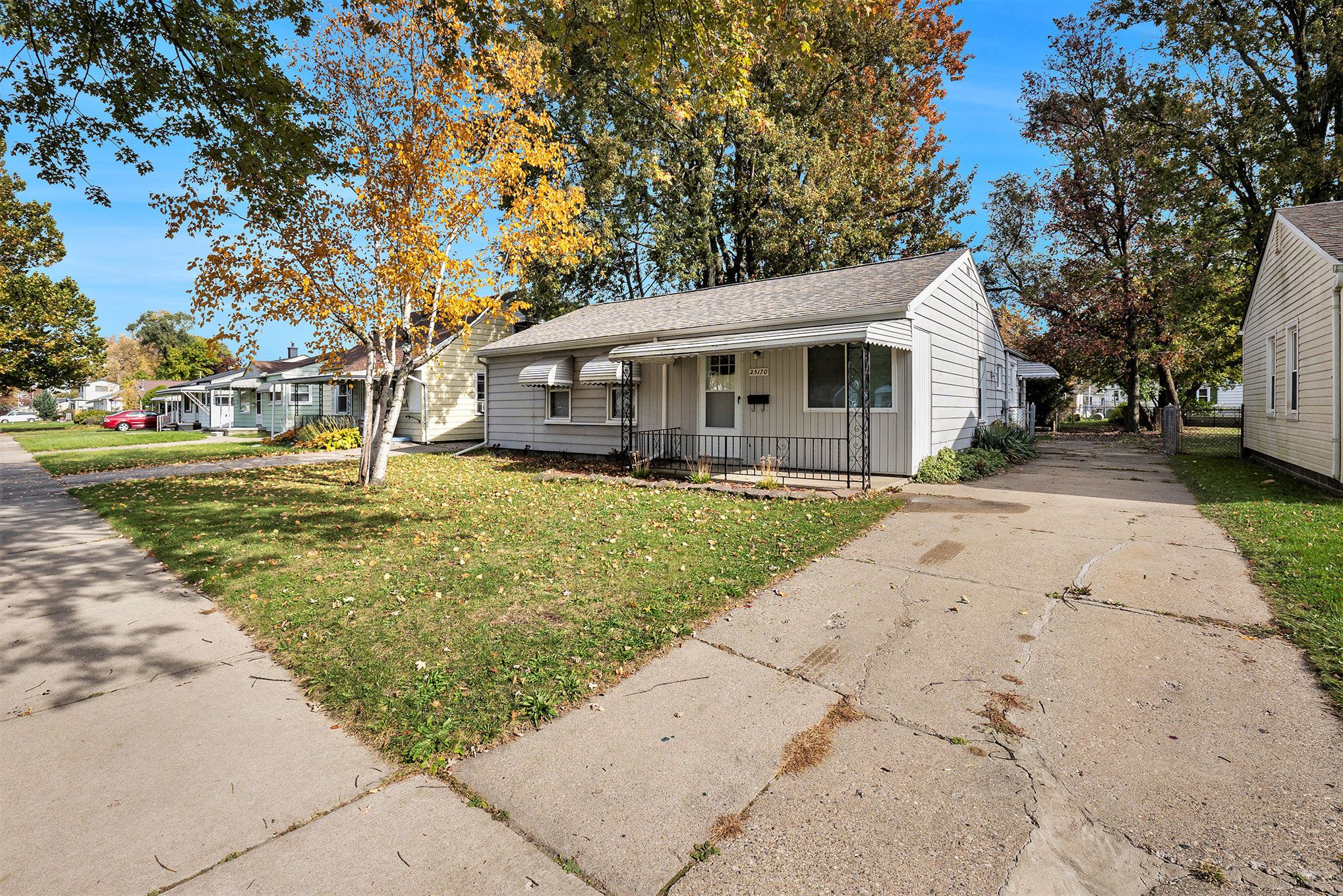 25170 ROSENBUSCH Boulevard