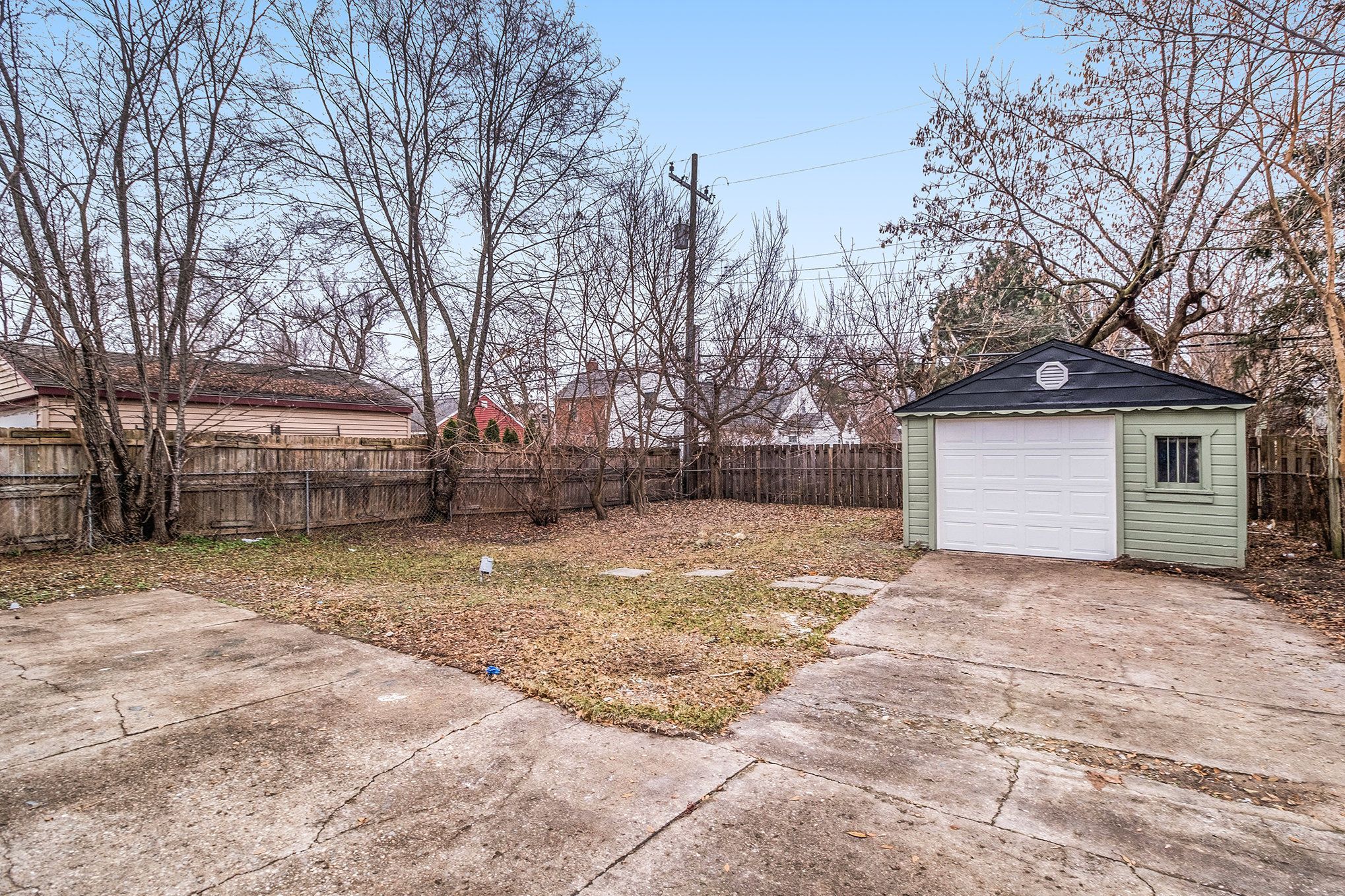 1567 LEROY Street