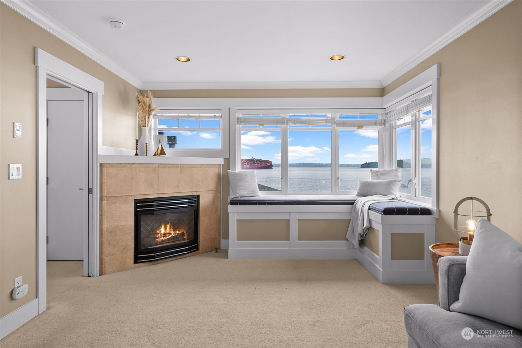 8115 E Daniels Loop