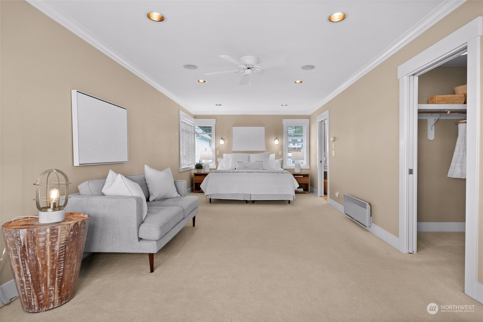 8115 E Daniels Loop