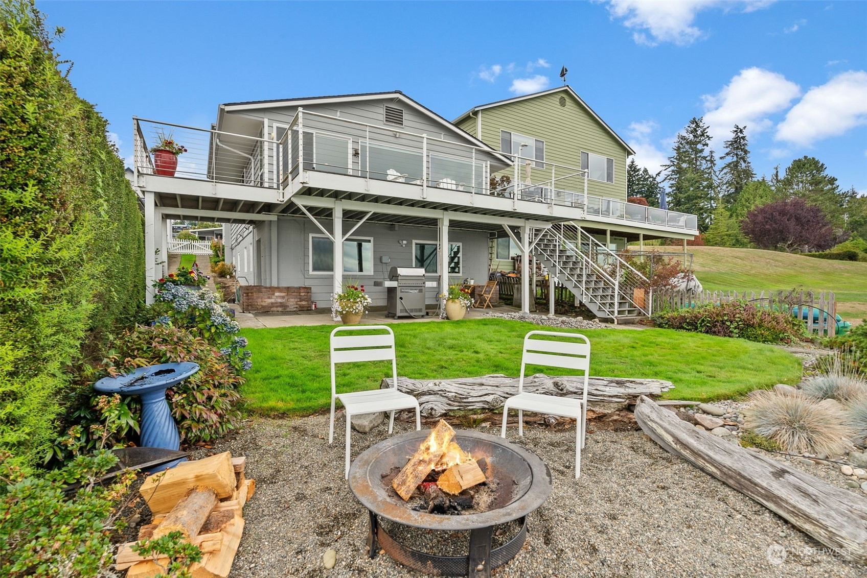 8115 E Daniels Loop