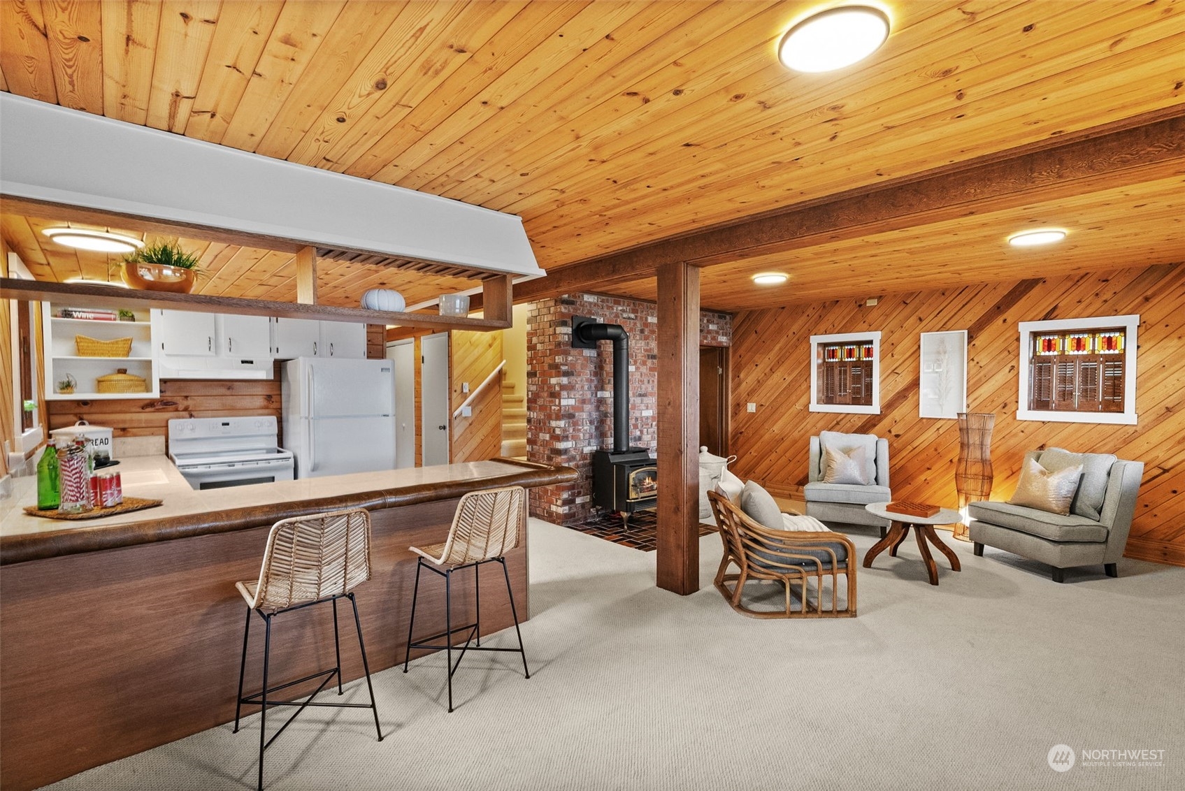8115 E Daniels Loop