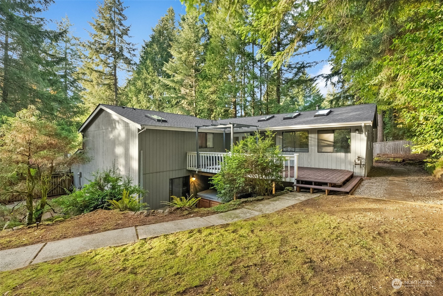 7716 Swanson Drive NW