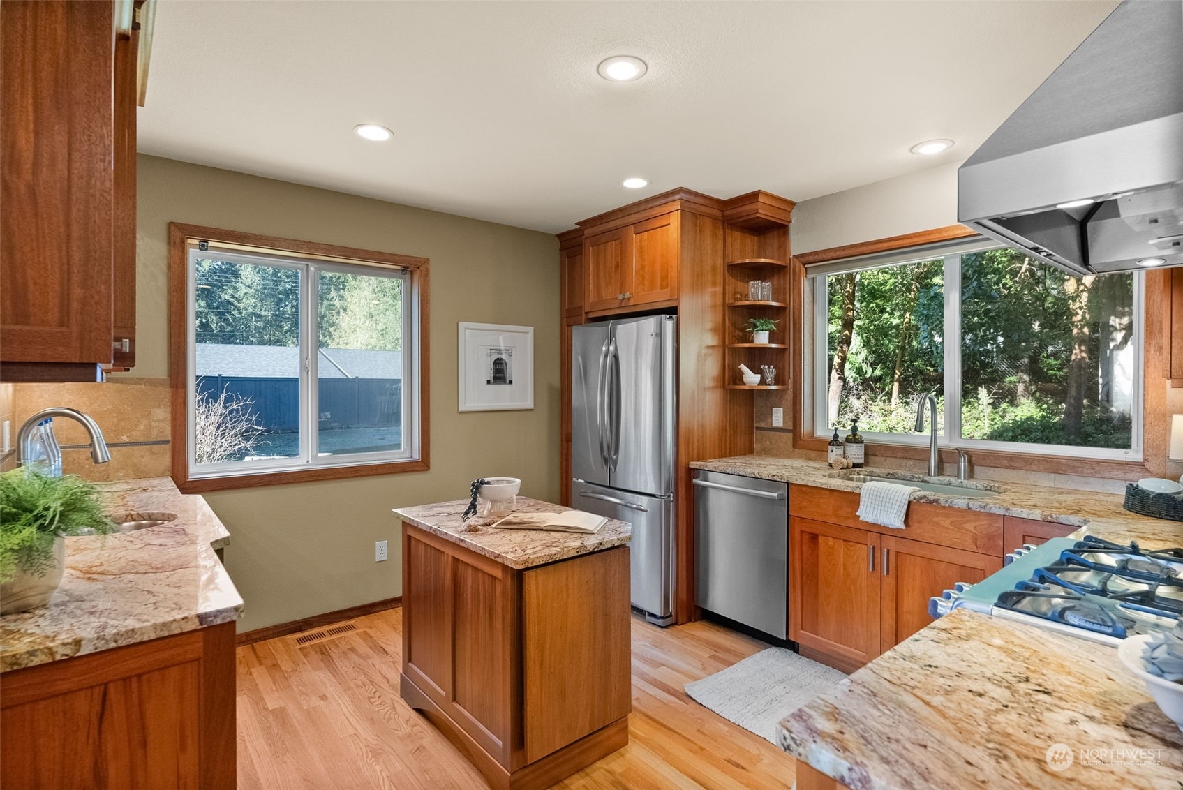 5303 138th Street Ct NW