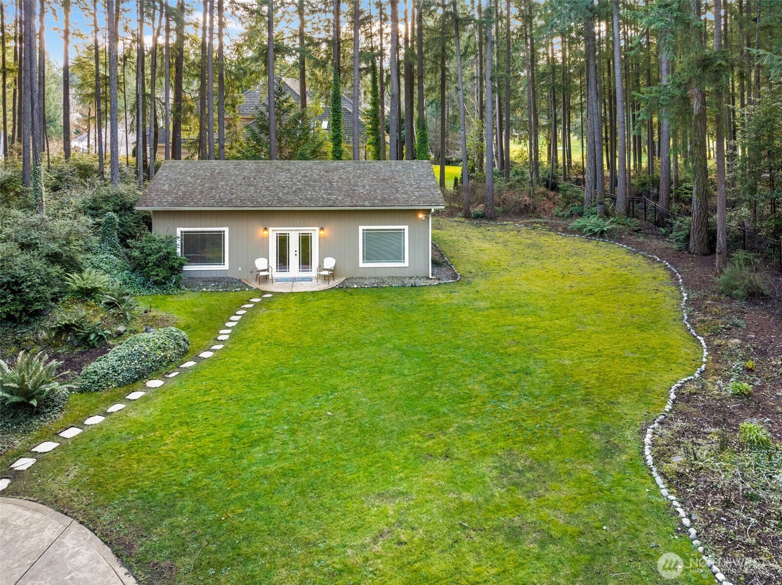 4508 Canterwood Drive NW