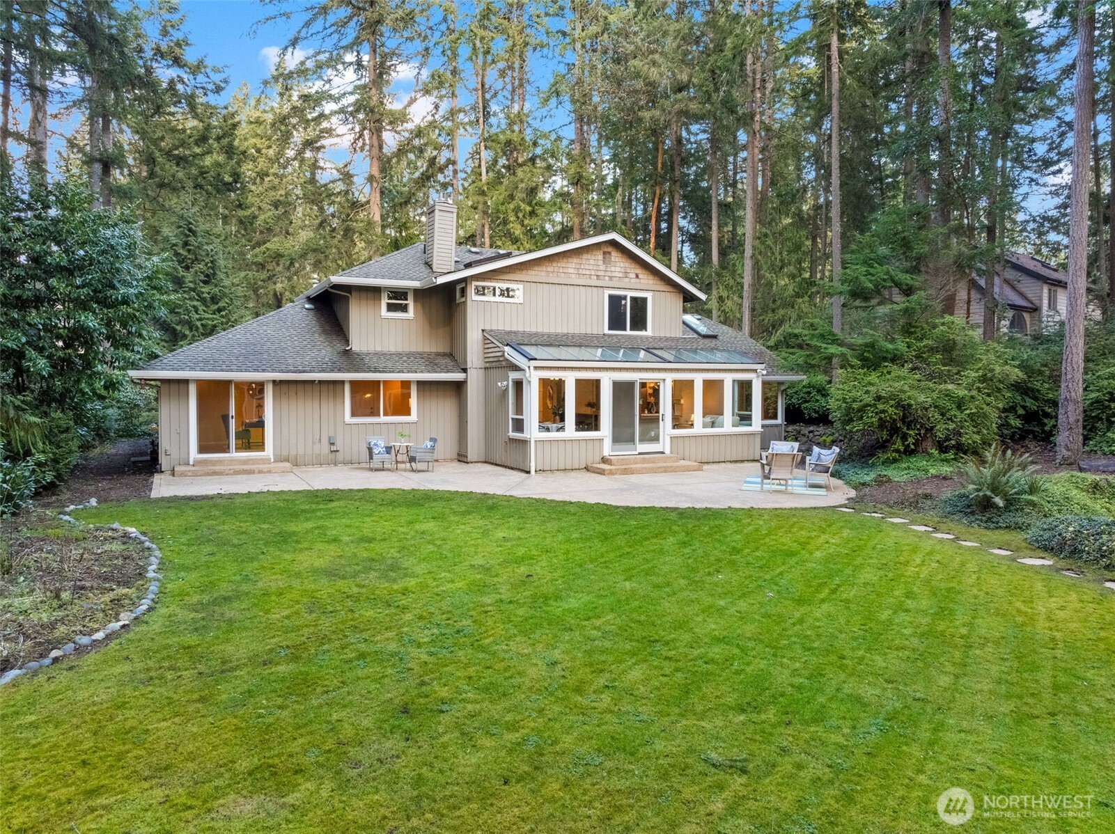 4508 Canterwood Drive NW