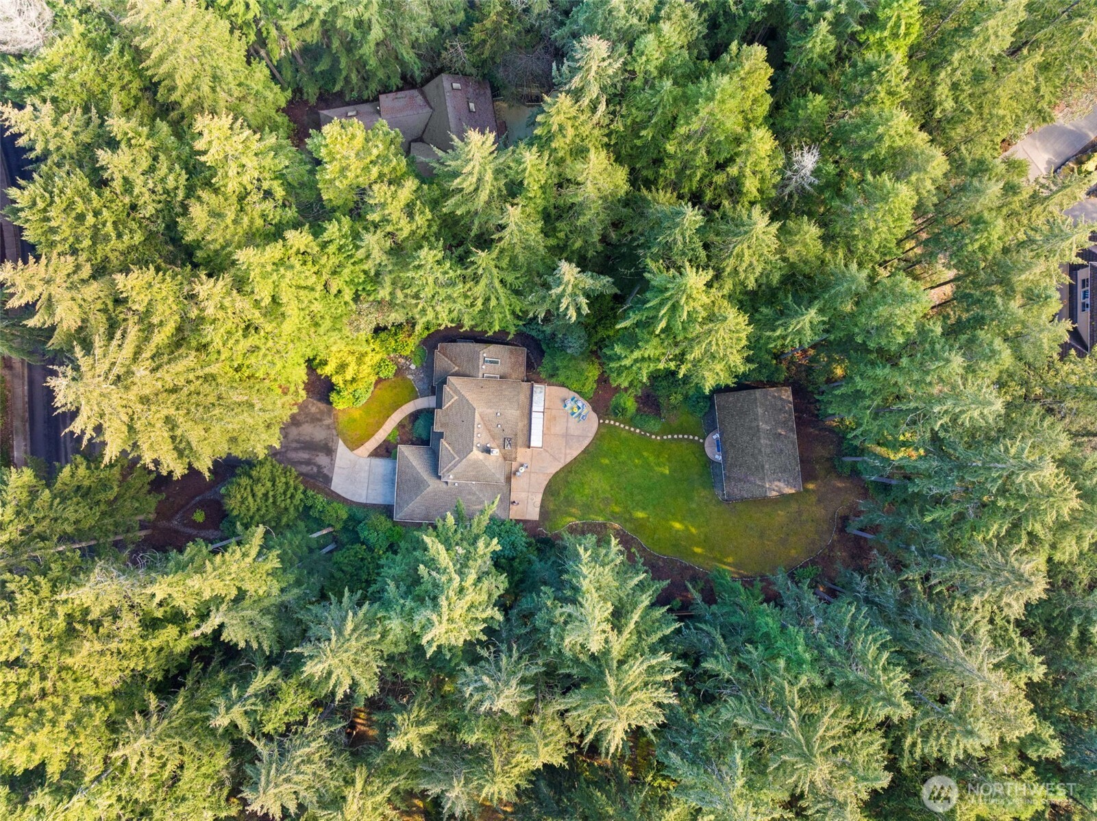 4508 Canterwood Drive NW