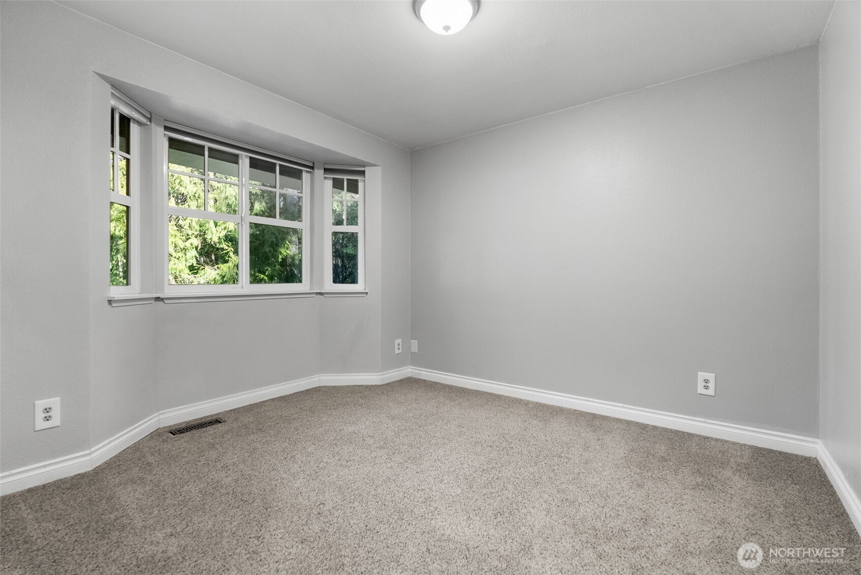4508 Canterwood Drive NW