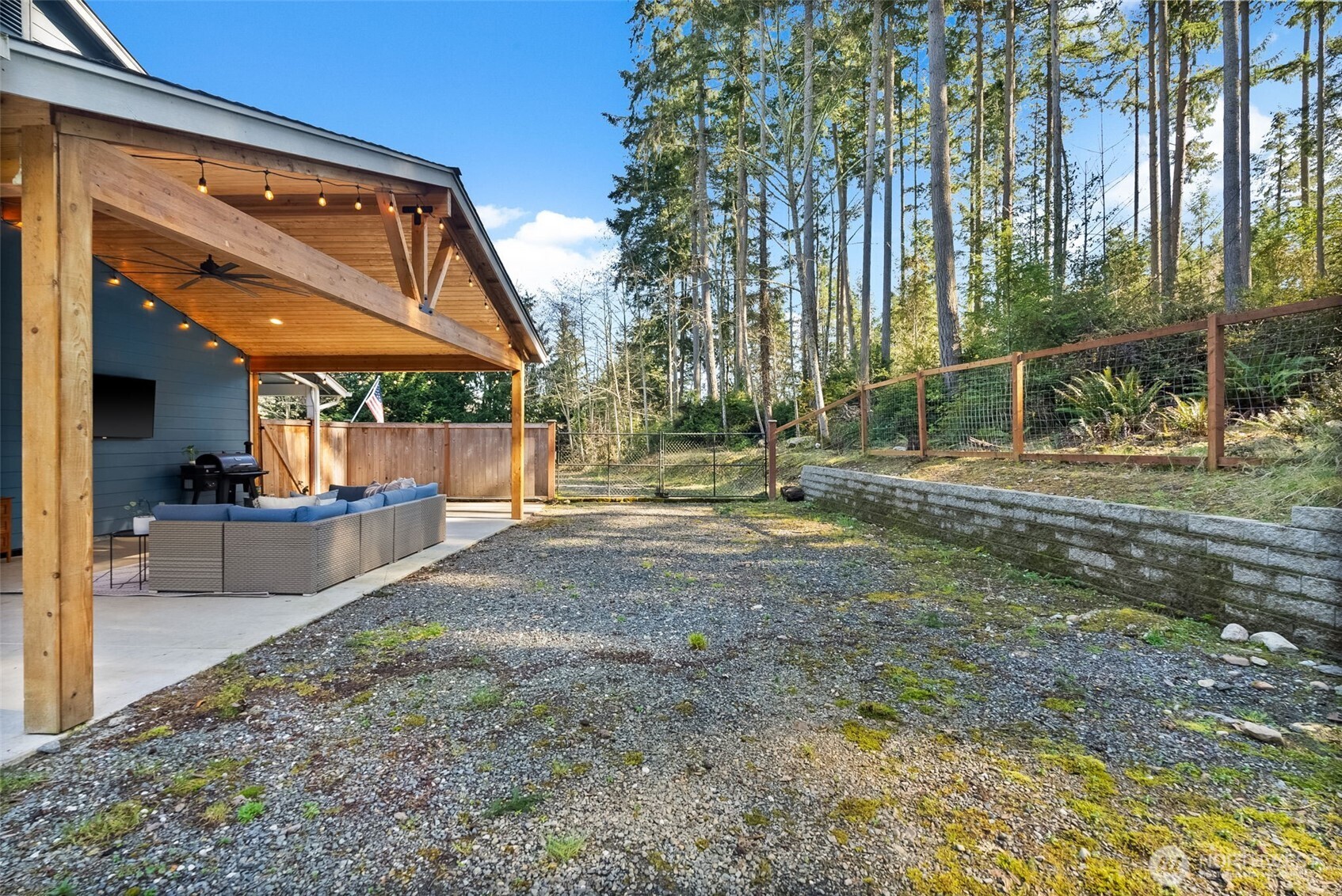 1116 Kamus Drive