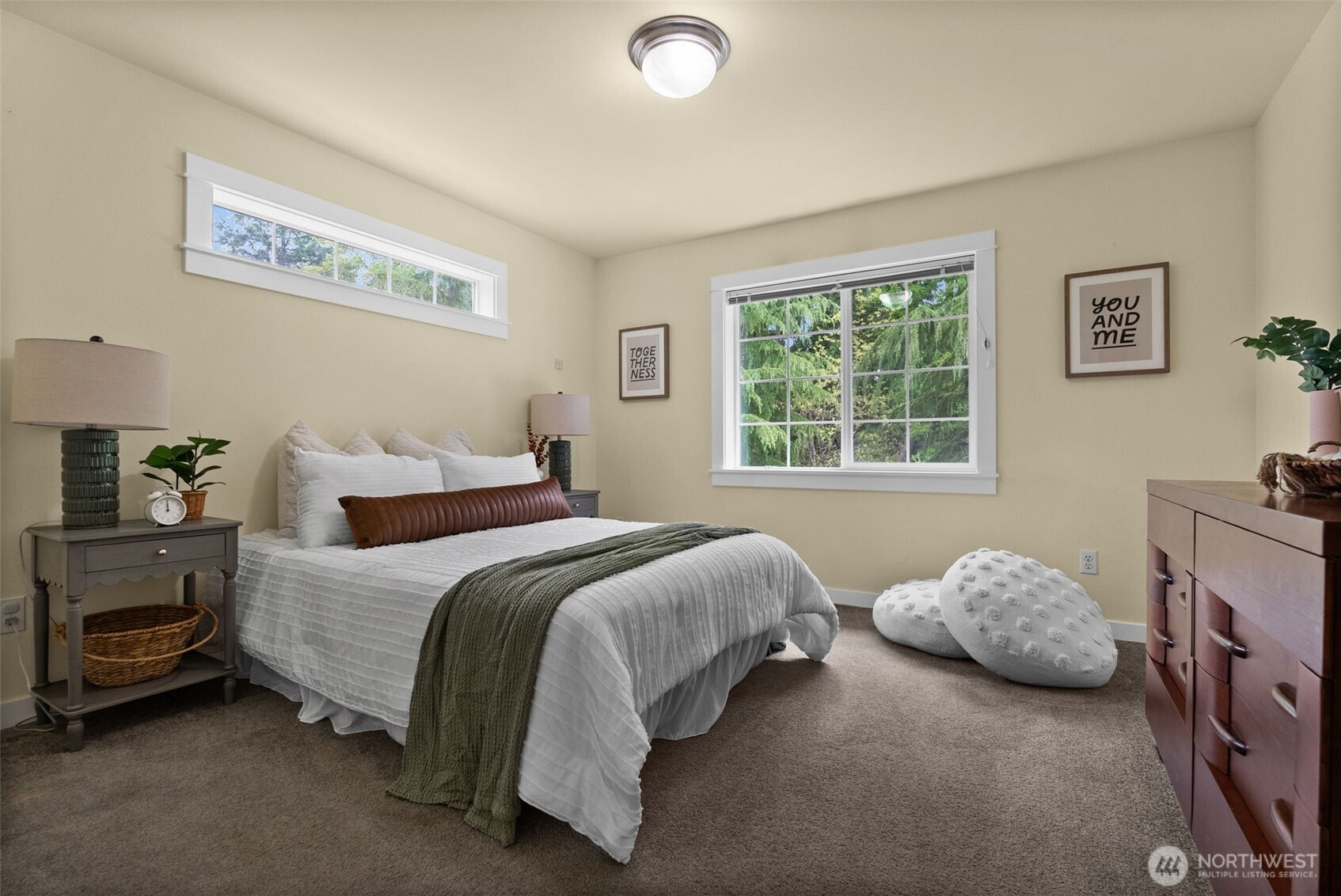1412 Leschi Place