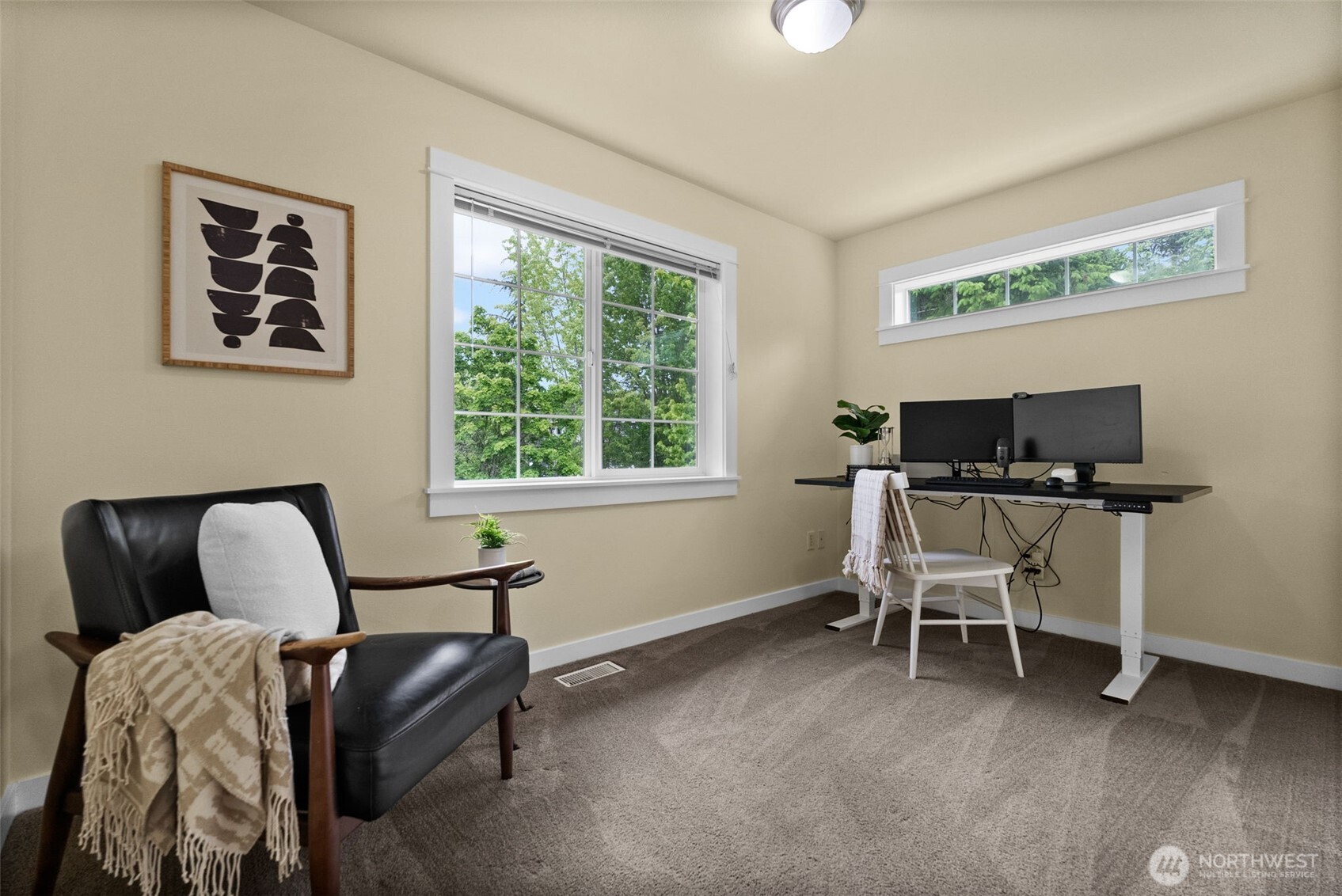 1412 Leschi Place