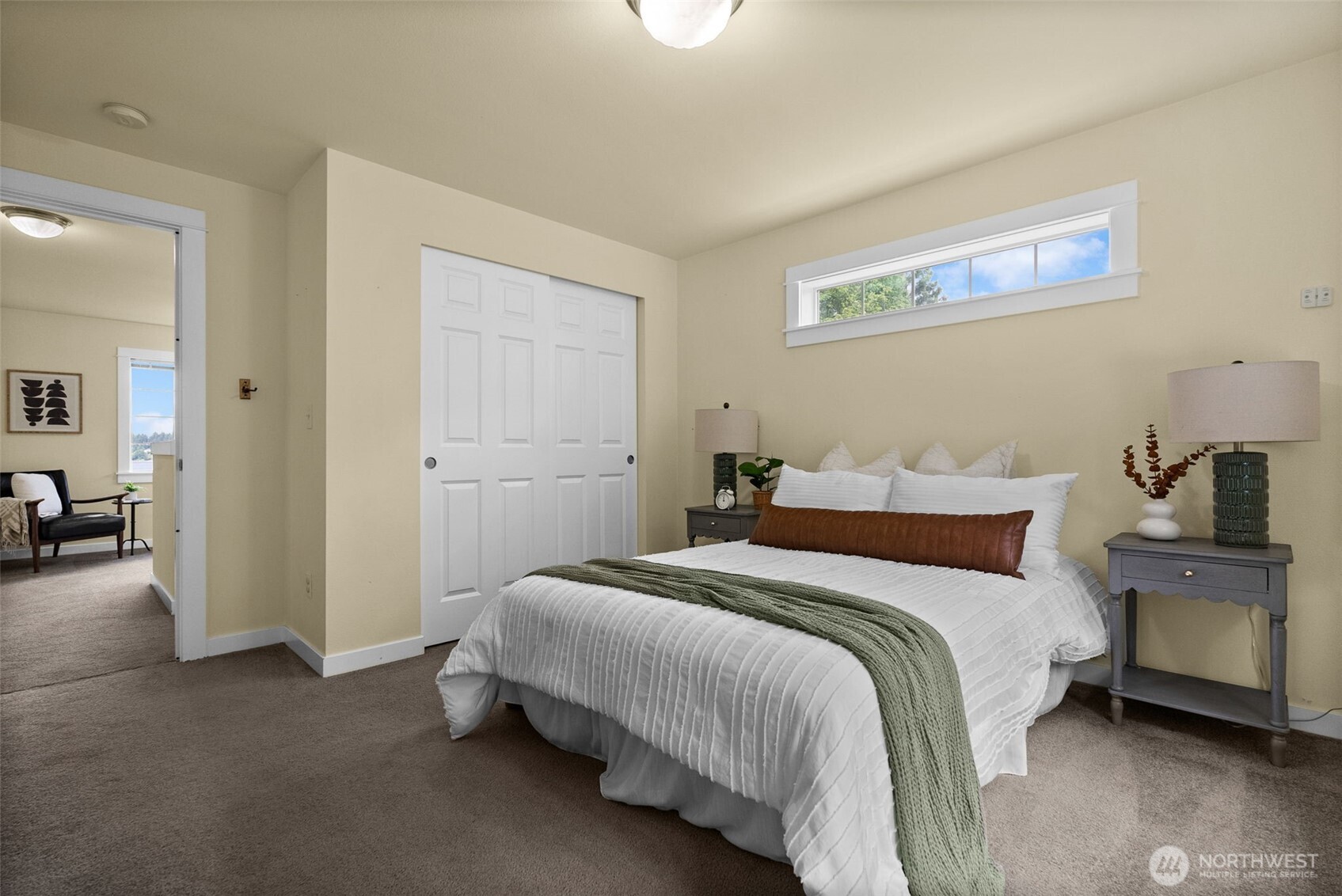 1412 Leschi Place