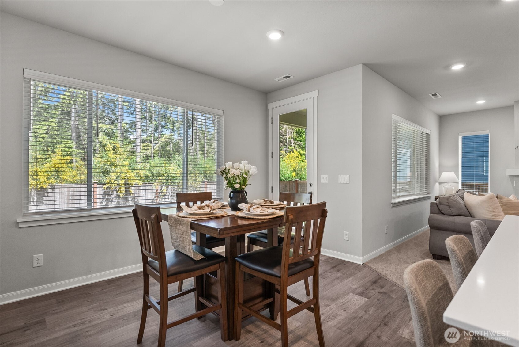 4502 Hibiscus Circle SW