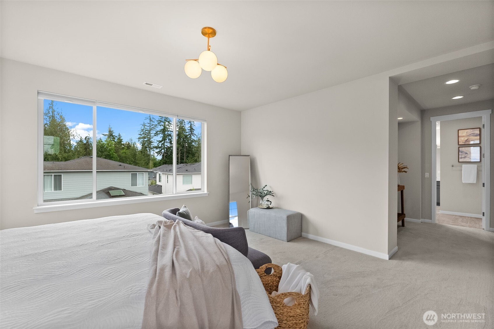 3998 Sawtooth Court