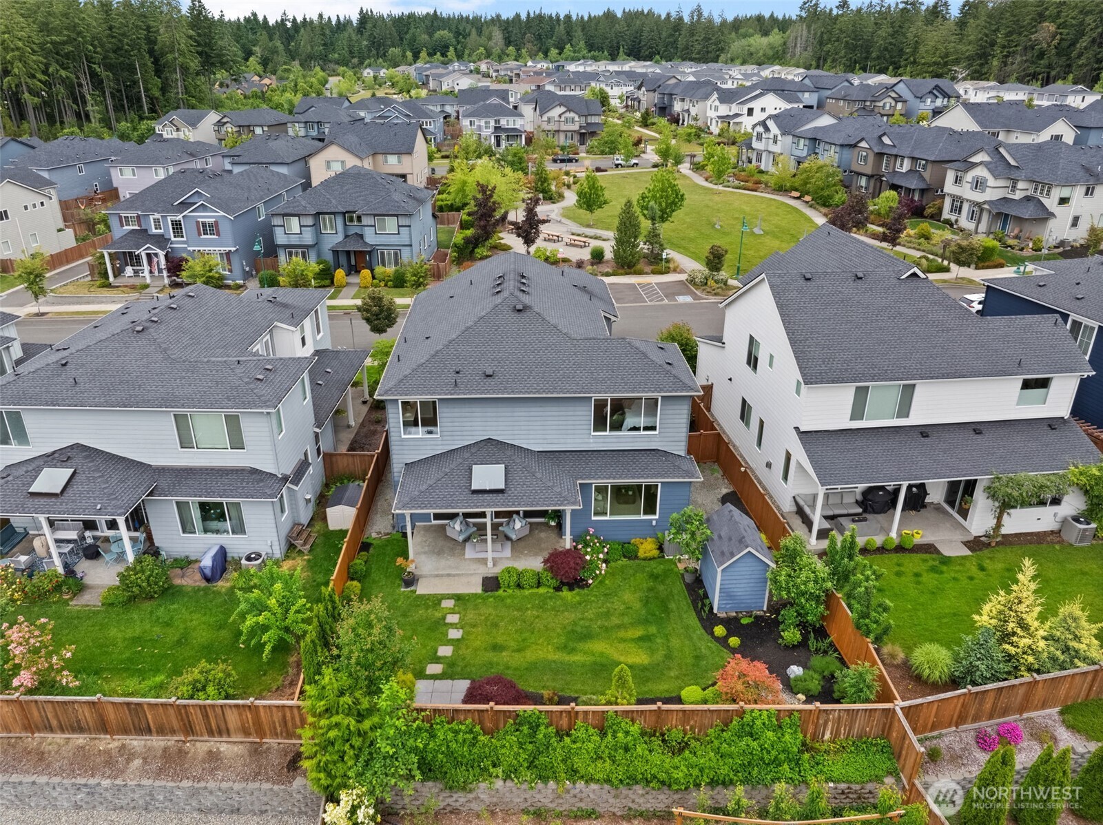 3998 Sawtooth Court