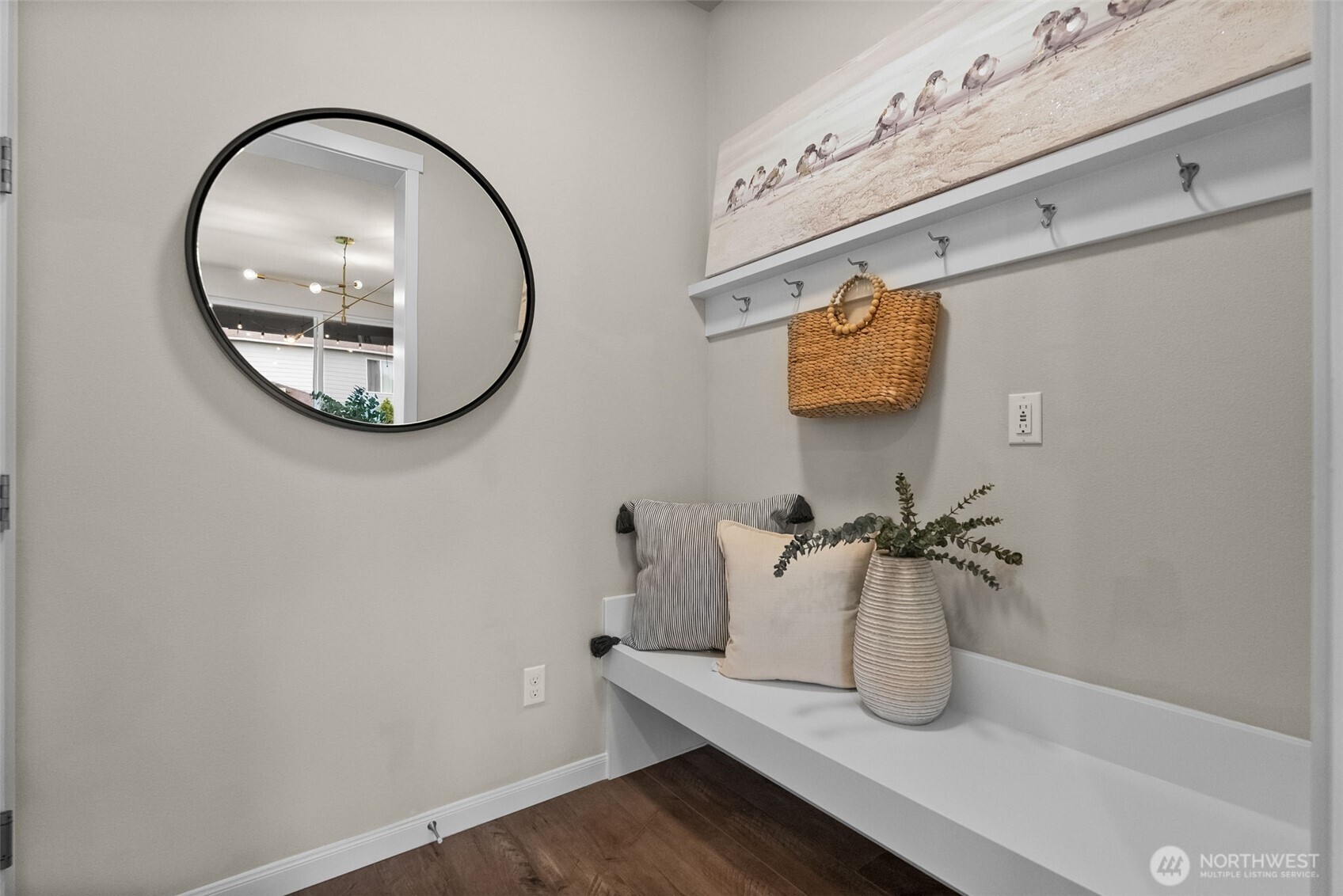 3998 Sawtooth Court