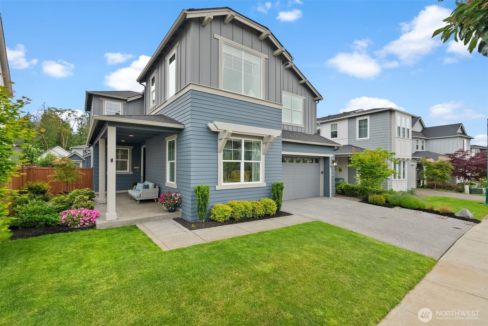 3998 Sawtooth Court