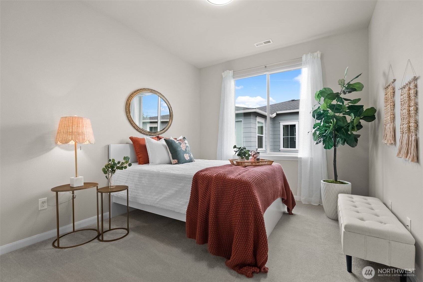 3998 Sawtooth Court