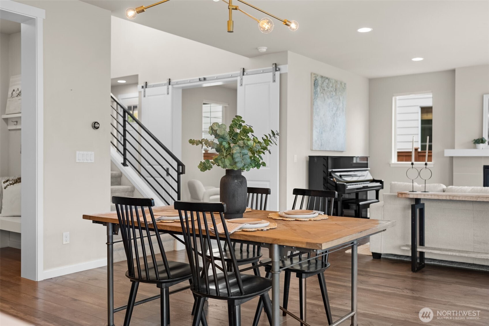3998 Sawtooth Court