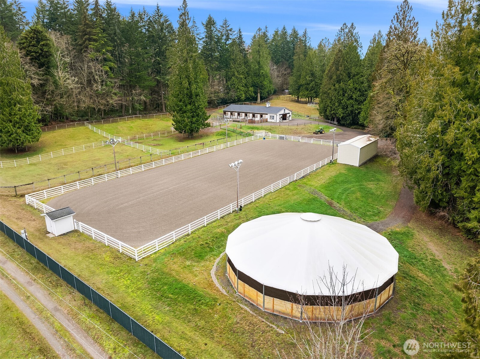 1204 SE Oak Road