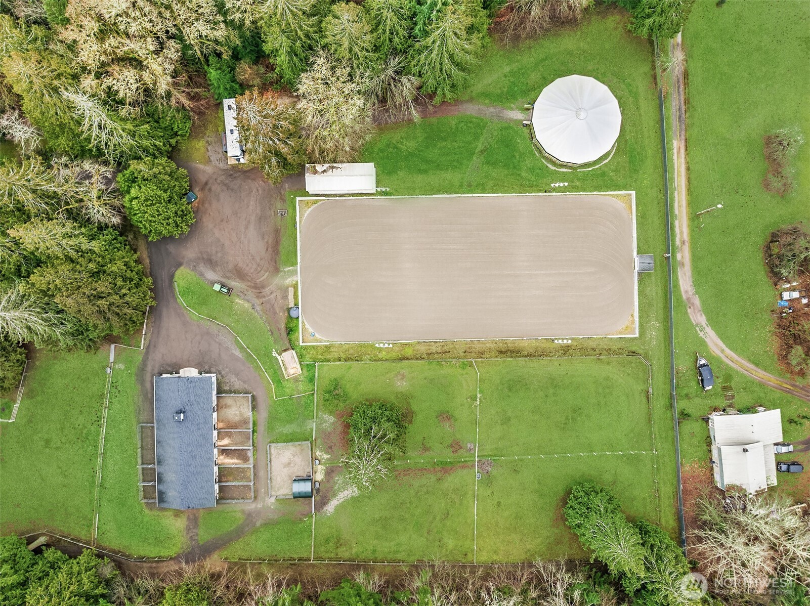 1204 SE Oak Road