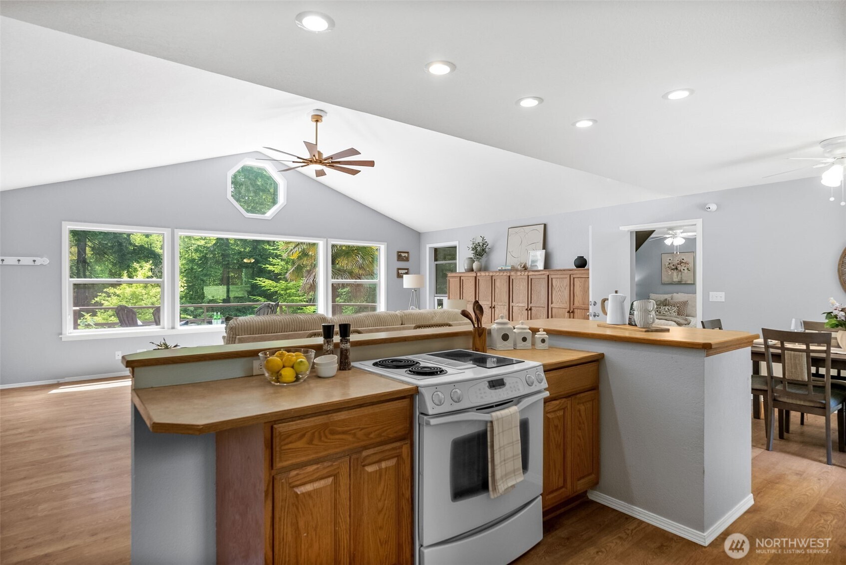 18013 50th Street NW