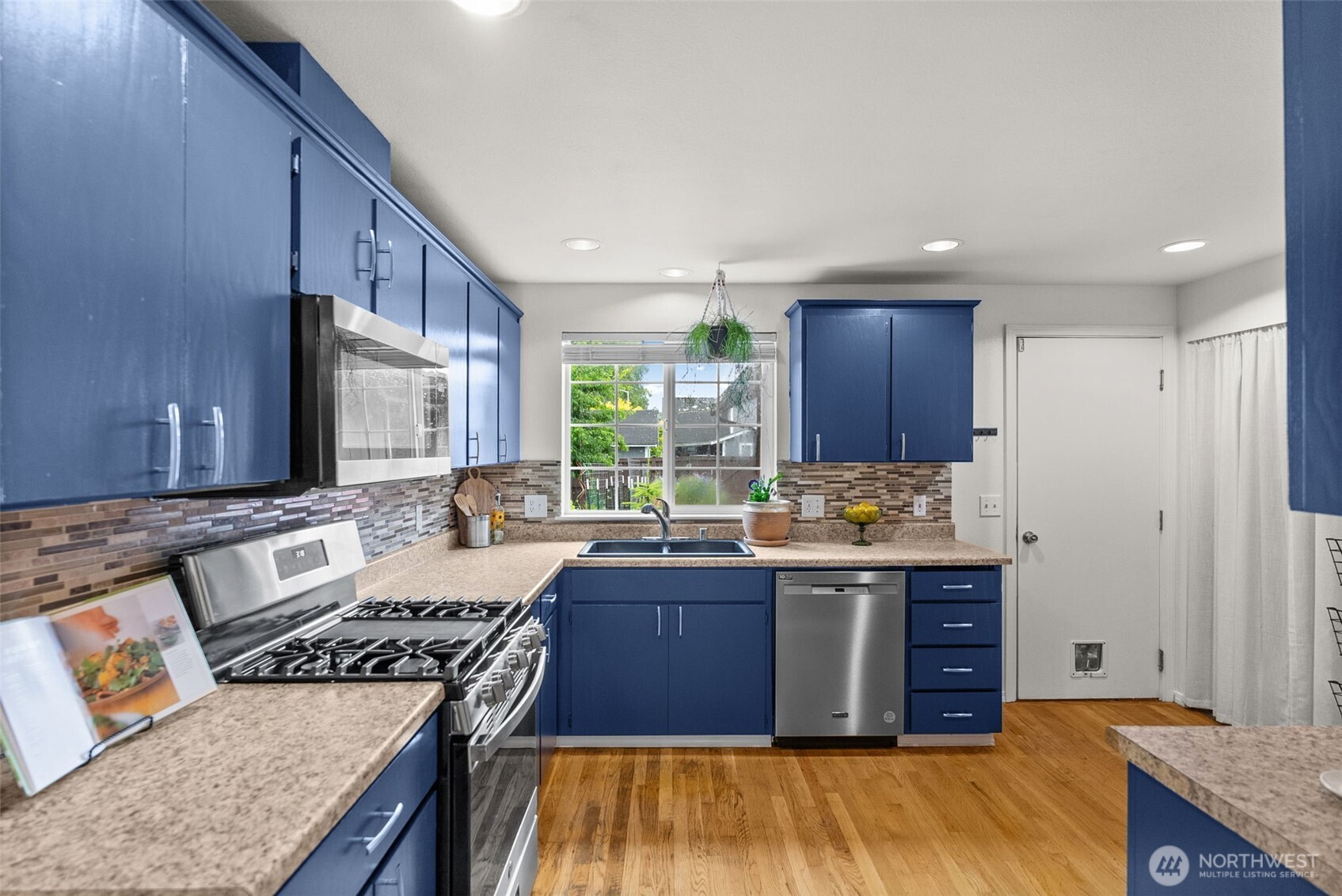 1701 E 58th Street
