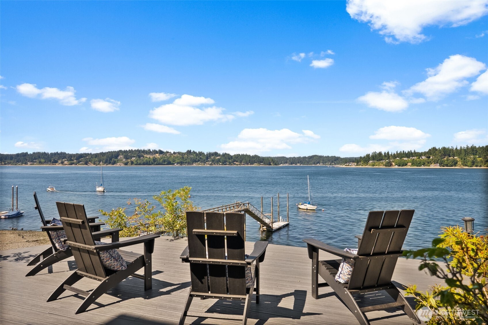 1162 Hyak Place