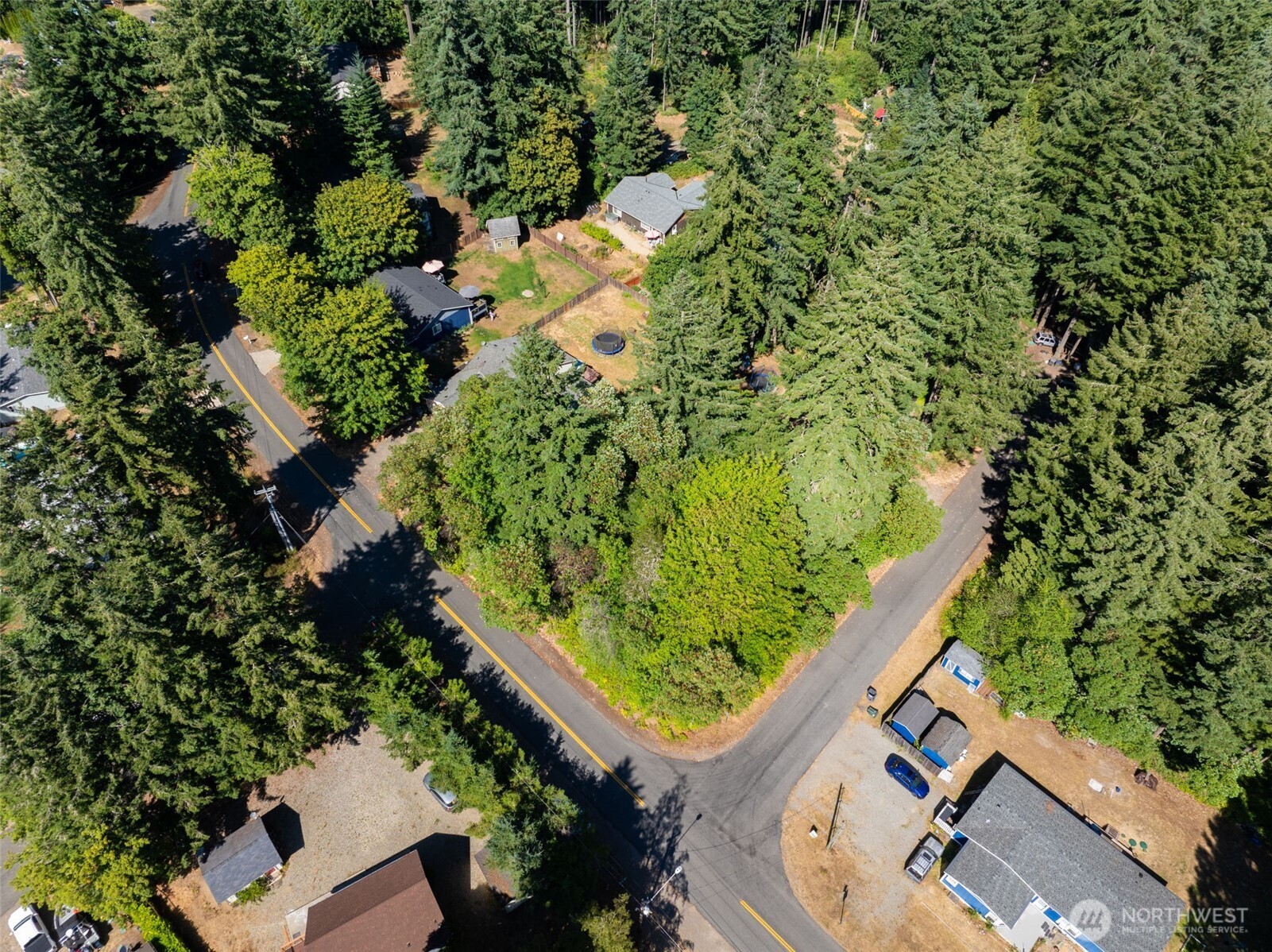 2213 Lake Drive SW