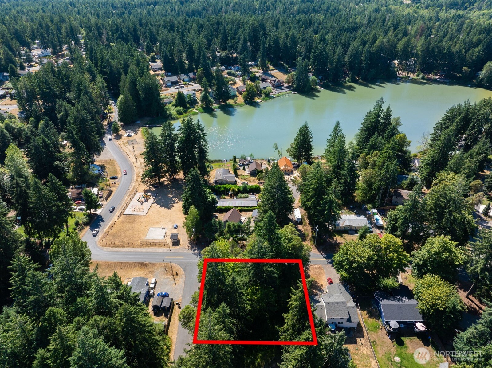 2213 Lake Drive SW