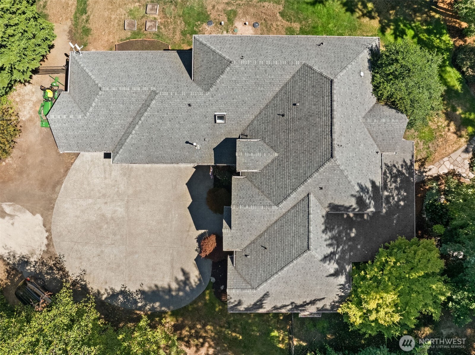 606 7th Lane