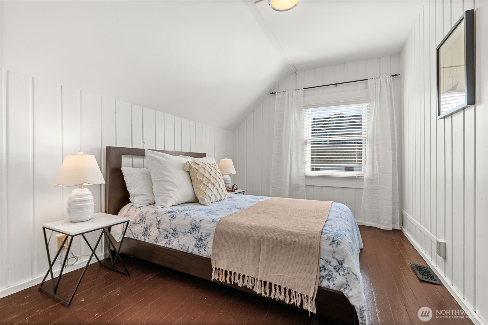 3414 Harborview Drive