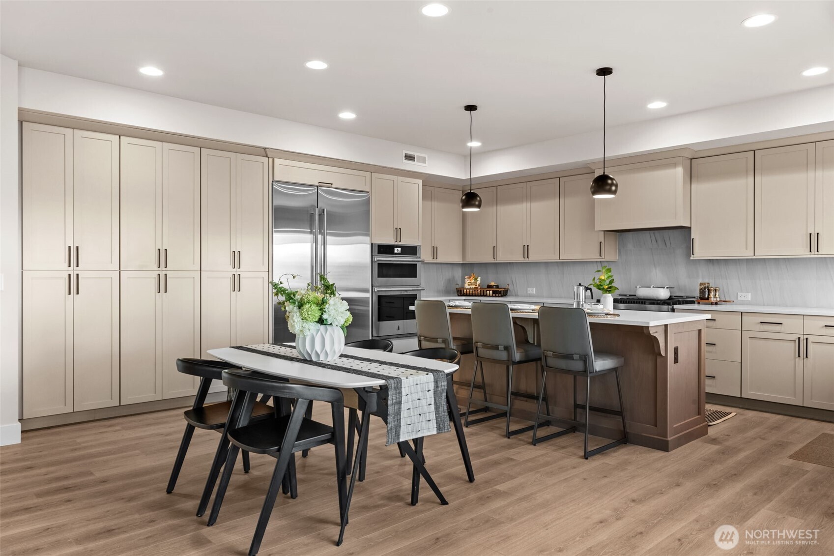 7537 Sandin Lane