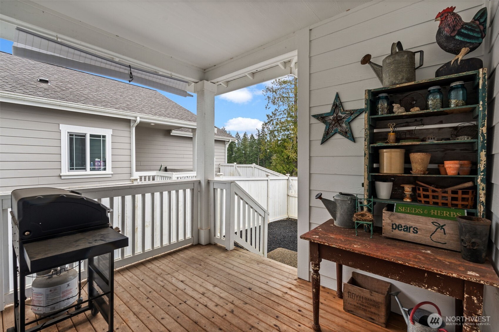 140 E Cedarland Lane